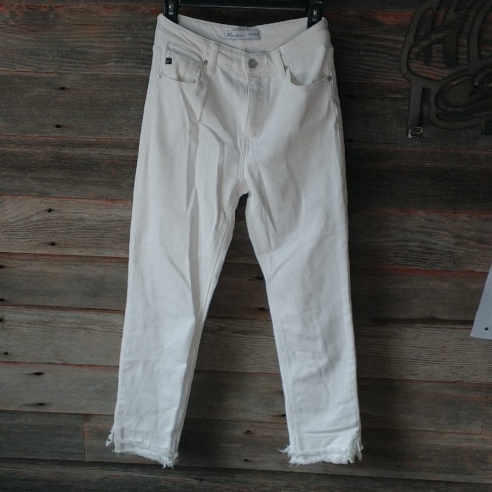 KanCan White Cropped Jeans
